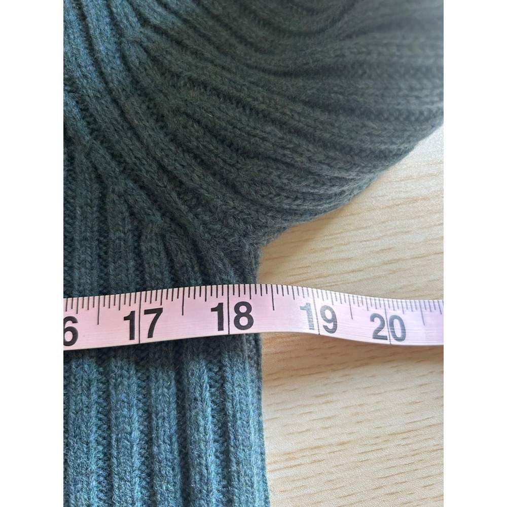 L.L. Bean Women M 100% Merino‎ Wool Commando Sweater CrewNeck Teal Blue Ribbed - Picture 9 of 9
